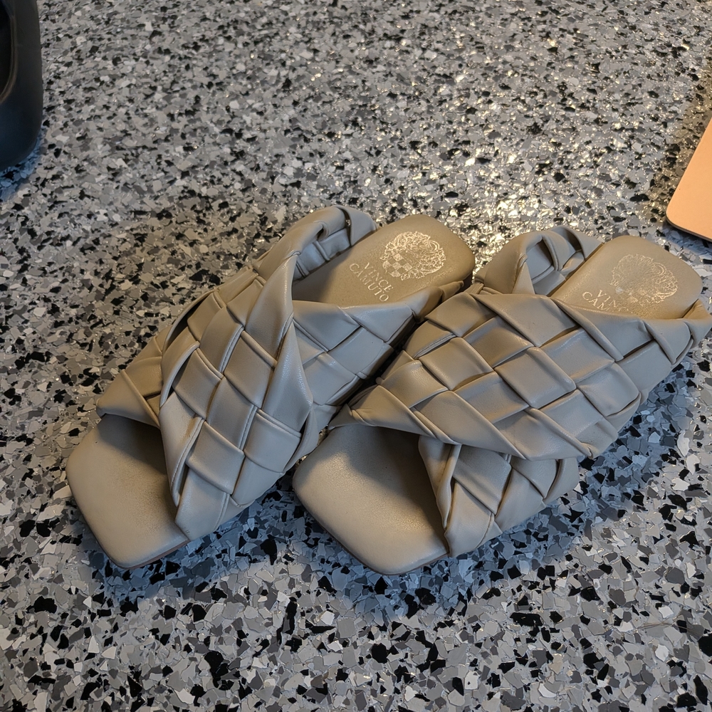 Vince Camuto Antella Woven Padded Slide Sandals 5.5 Trendy Square Toe In Cream